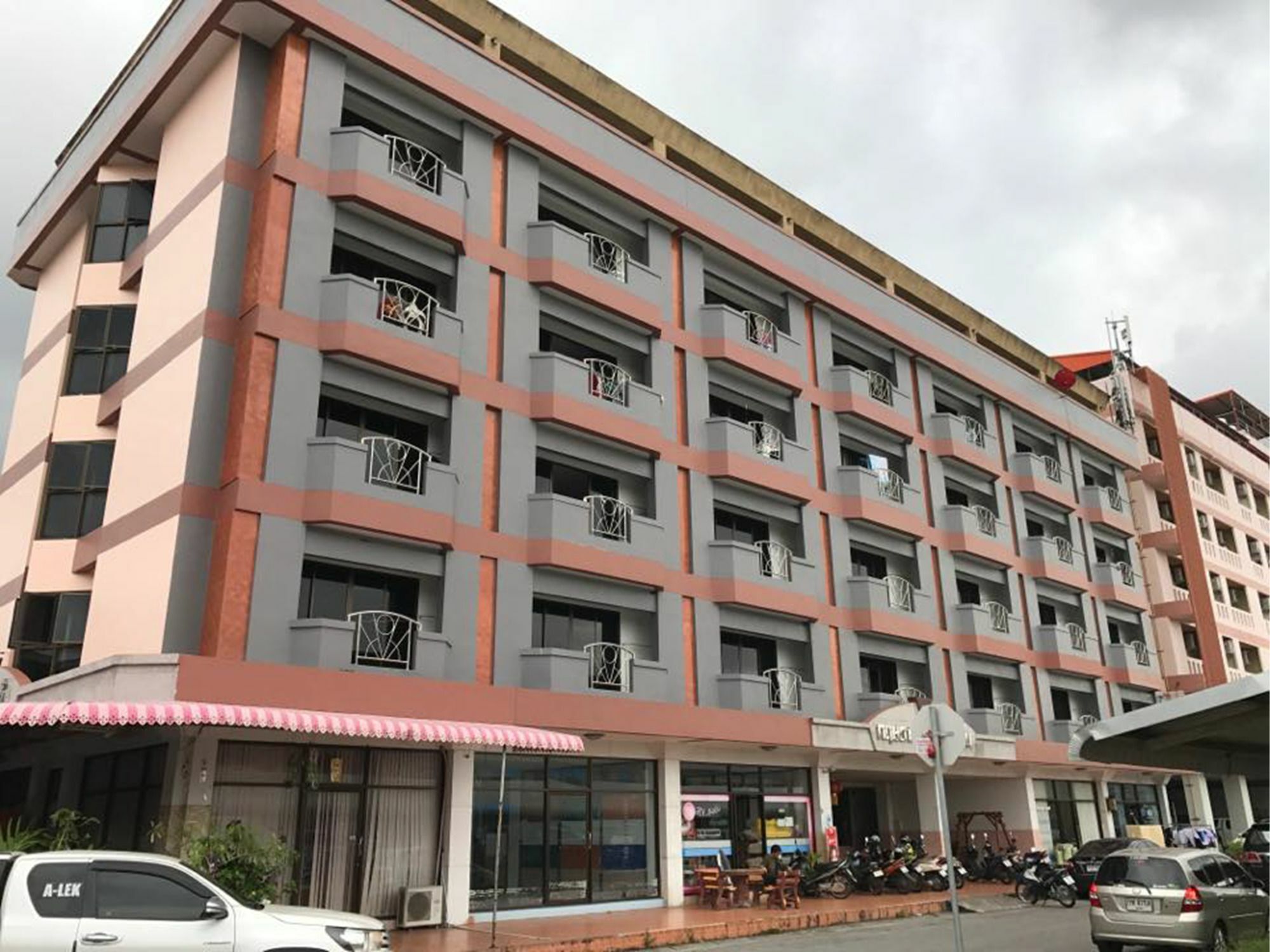 Apartamento Kritsadanakorn Mansion Hat Yai Exterior foto